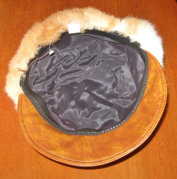 Vintage United Hatters Tan Fur Cap - Image 2